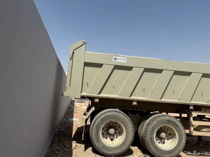 صندوق قلاب للبيع مصنع دوسري مقاس 18 متر 2