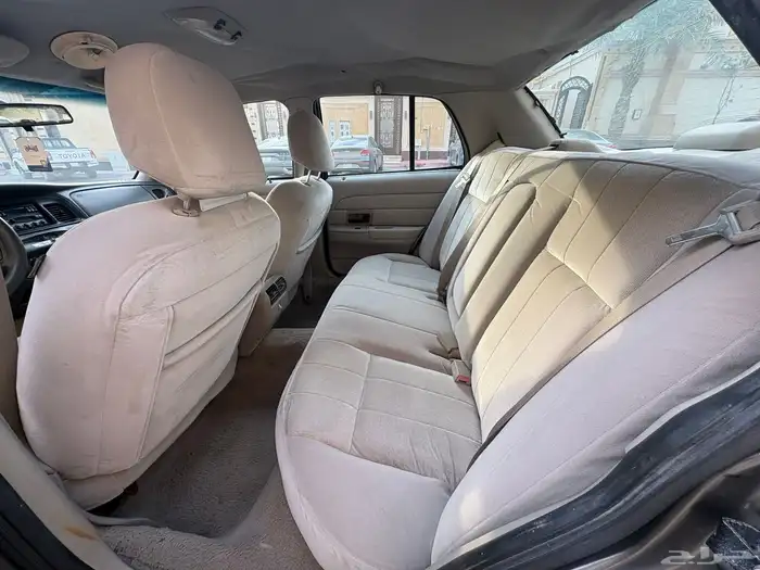 كراون فكتوريا P71 2006 ماشي 89 7