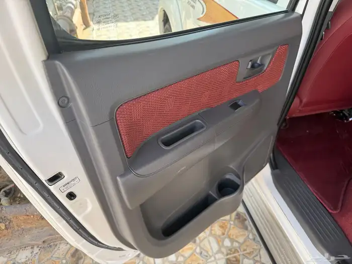 هايلوكس دبل غمارتين المديل 2012 قير عادي خليجي وكالة 53