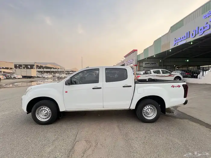 ايسوزو 2022 دبل غمارتين ديزل ديماكس 3