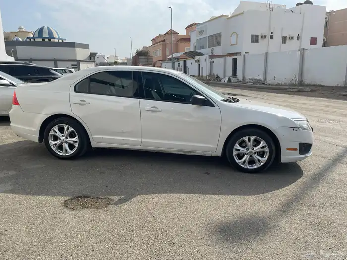 فورد فيوجن 2012 نظيفة تنفع للسواقين والطلاب 1