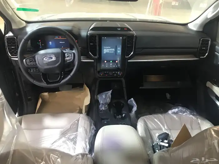 فورد ايفرست XLT دفع رباعي بنزين 2025 الناغي كاش واقساط 6