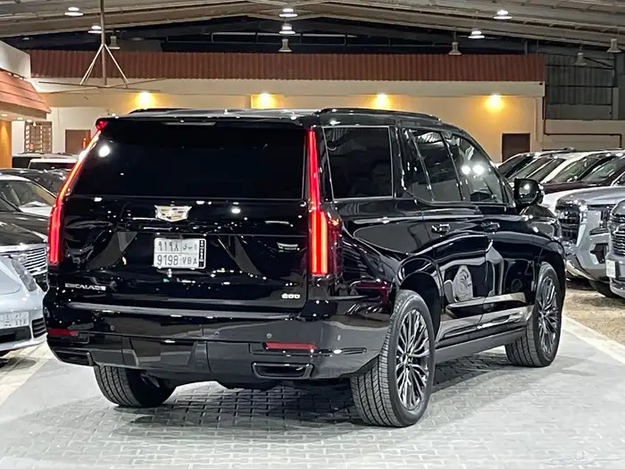 كاديلاك اسكاليد 2025 بلاتينيوم عداد (6 الاف) قمه بالنظافه 26