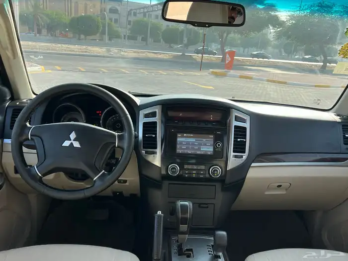 ميتسوبيشي باجيرو 2016 17