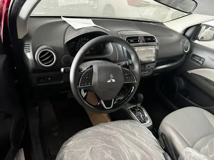 ميتستوبيشي اتراج موديل 2023 فل كامل 6