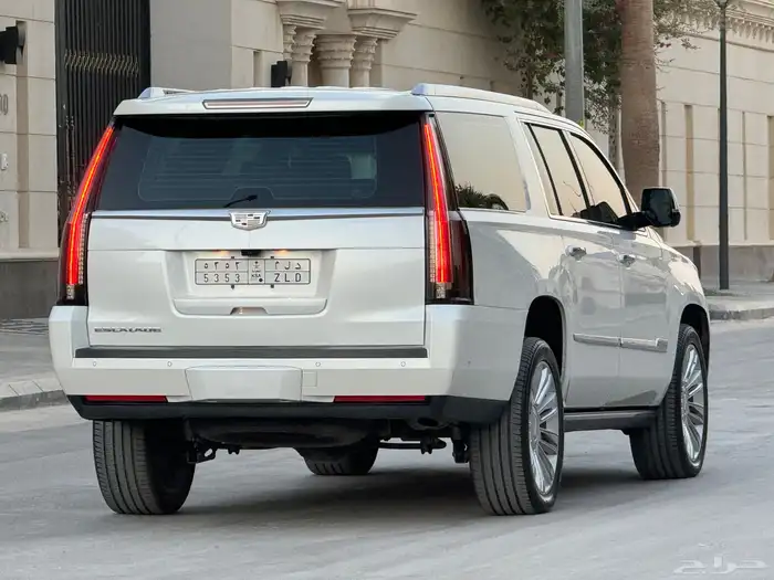 كاديلاك اسكاليد طويل موديل 2019 بلاتينيوم تشيكات وكاله 18