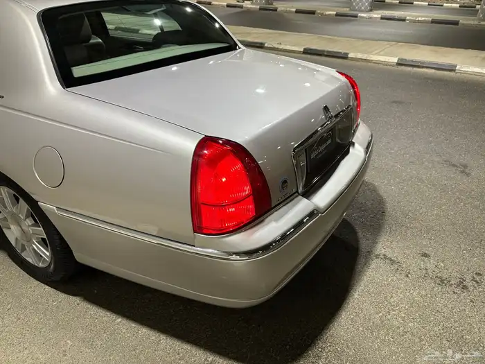 لنكون تاون كار 2011 مخزن 12