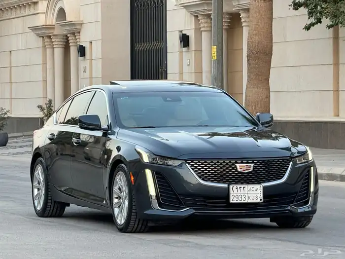 كاديلاك CT5 موديل 2022 فل كامل تحت الضمان والصيانة المجانية 30