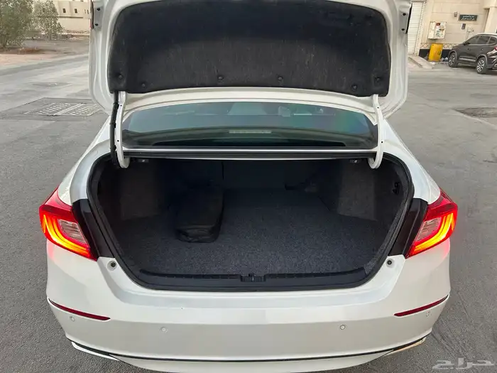 هوندا اكورد مديل 2022 18