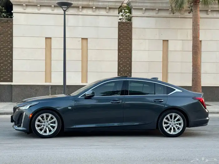 كاديلاك CT5 موديل 2022 فل كامل تحت الضمان والصيانة المجانية 7