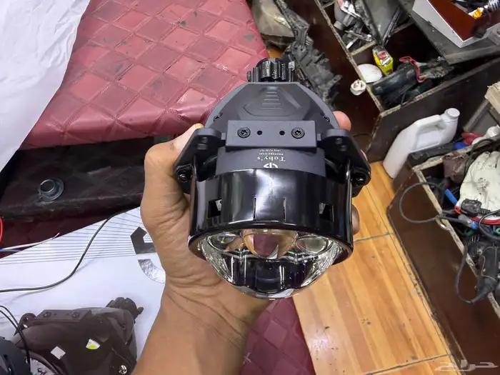 عدسات ليزر 2