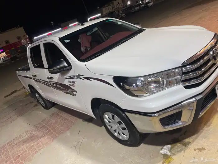 هايلوكس مديل 2023 ديزل بمهد الذهب 2