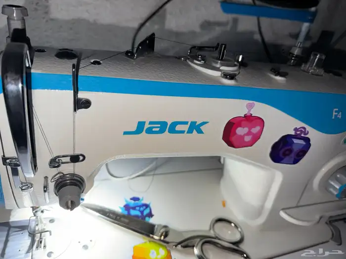 ماكينة خياطه جاك شبه جديده 1