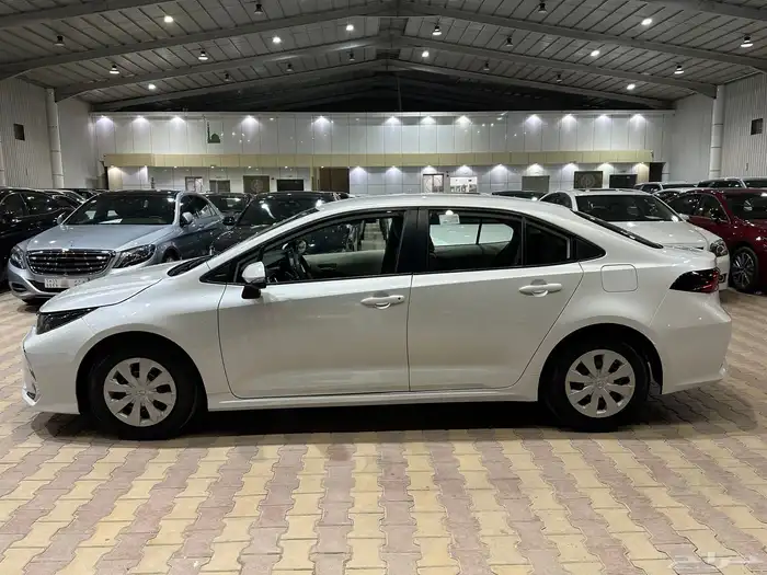 تويوتا كورولا موديل 2023 استاندر 5