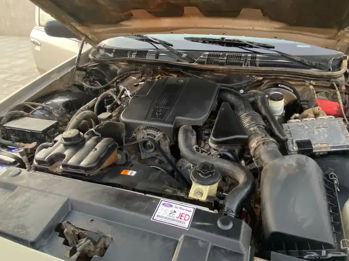 فورد كراون فكتوريا 2011 نظيف 12