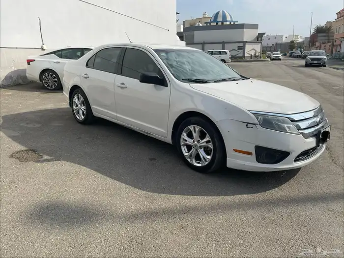 فورد فيوجن 2012 نظيفة تنفع للسواقين والطلاب 4