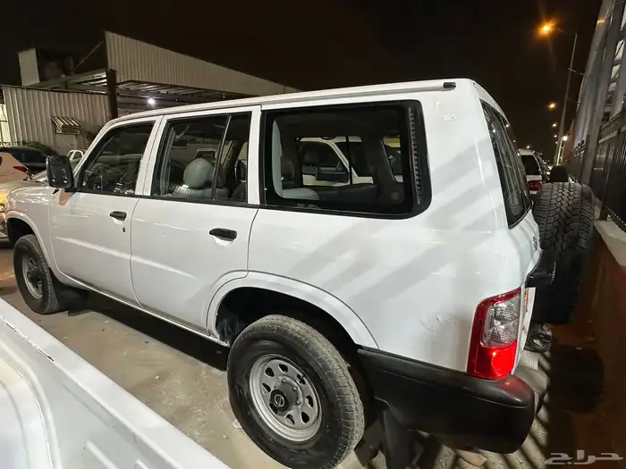 للبيع نيسان باترول الموديل 2003 محركات وكاله السعر 35الف 5