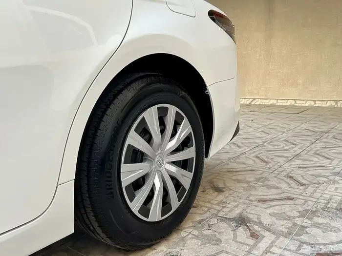 تويوتا كامري 2022 LE عداد 41 شد بلد 25