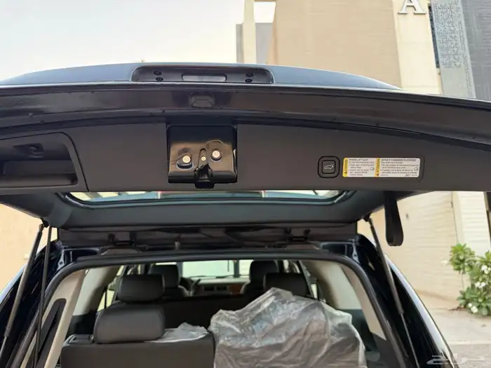 يوكن 2007 SLT دبل مخزن 12