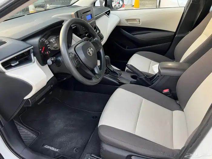 تويوتا كورولا 2020 استاندر 8