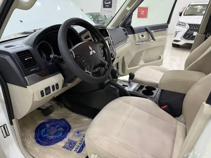 ميتسوبيشي باجيرو 2017 مكينه 3500 20