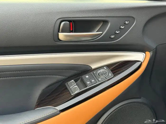 لكزس RC 350 موديل 2023 فل كامل ممشى 16 الف تشيكات وكاله 46