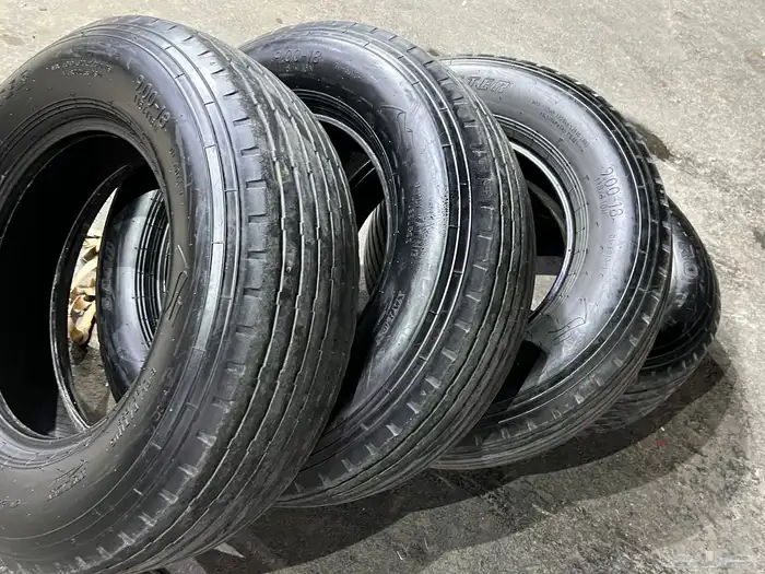 كفرات بالون ديرو مقاس 900 18 40