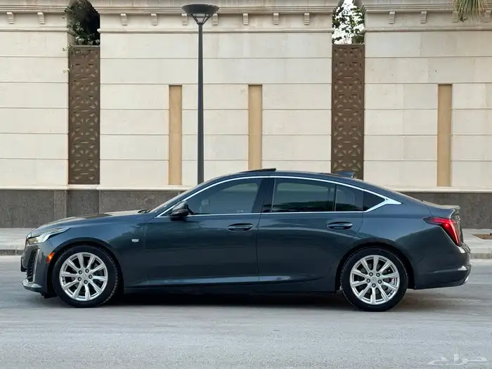 كاديلاك CT5 موديل 2022 فل كامل تحت الضمان والصيانة المجانية 8