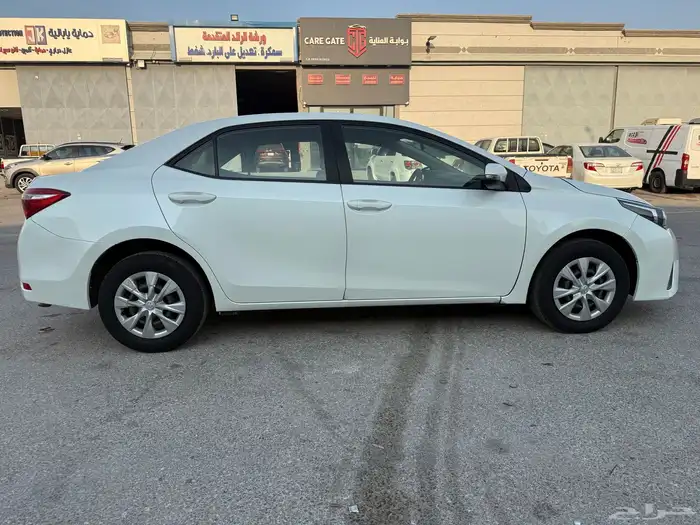 كورولا 2016 وكاله - عداد 302 الف كم 8