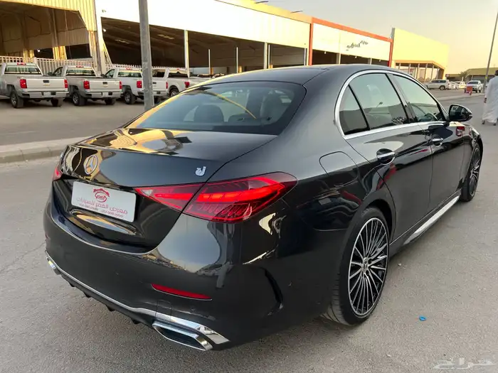 مرسيدس C200 2022 فل كامل جفالي AMG كت 6