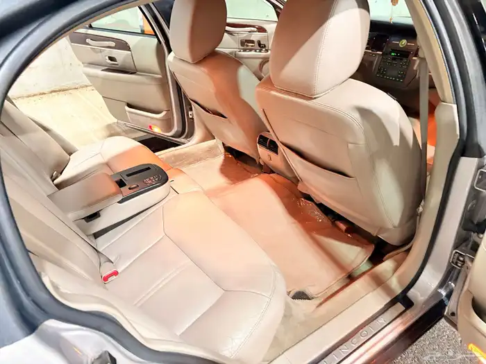 لنكون تاون كار 2011 مخزن 26