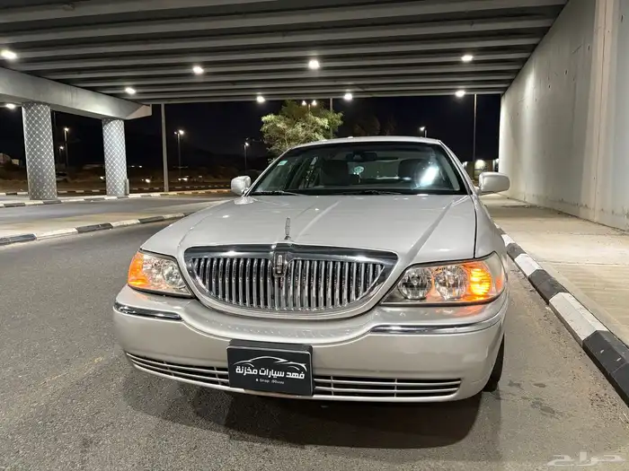 لنكون تاون كار 2011 مخزن 1