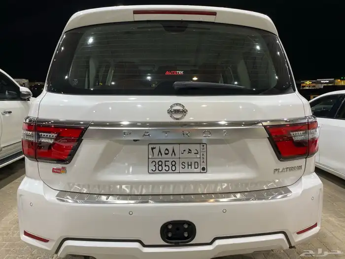 للبيع نيسان باترول 2021 بلاتينيوم فل كامل سعودي عداد 55 الف 9