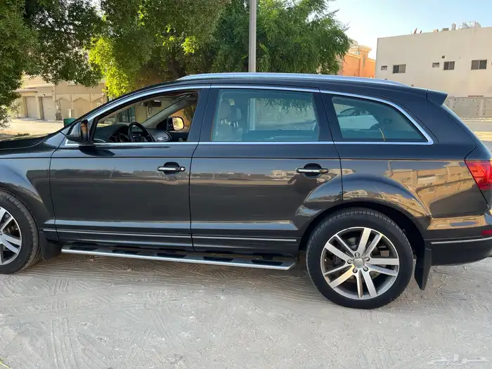 اودي Q7 1