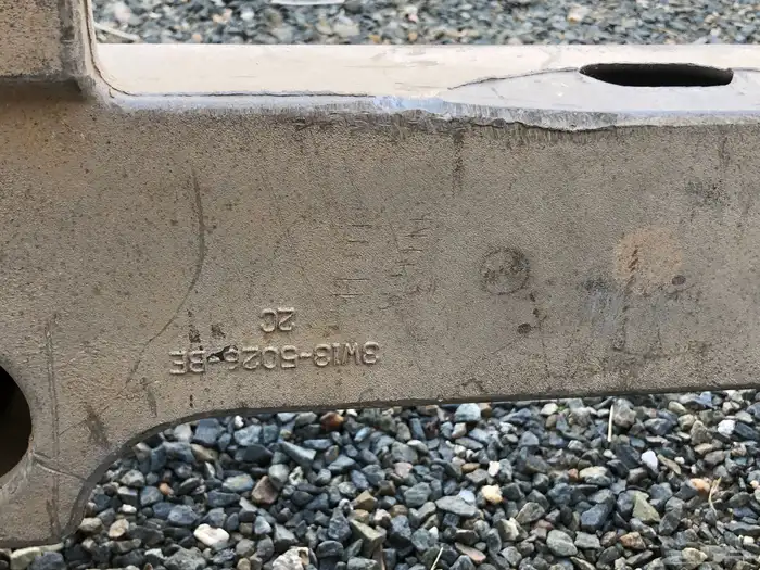 قطع غيار فورد ماركيز وكراون فكتوريا 25