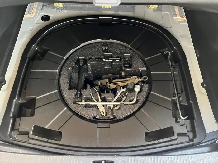 تويوتا كامري 2022 LE عداد 41 شد بلد 28