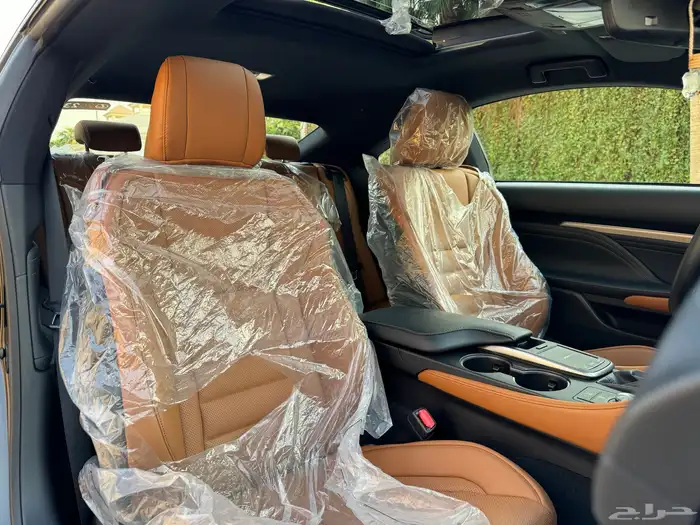 لكزس RC 350 موديل 2023 فل كامل ممشى 16 الف تشيكات وكاله 30