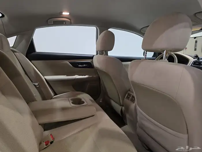 نيسان التيما موديل 2014 بحالة ممتازة 8