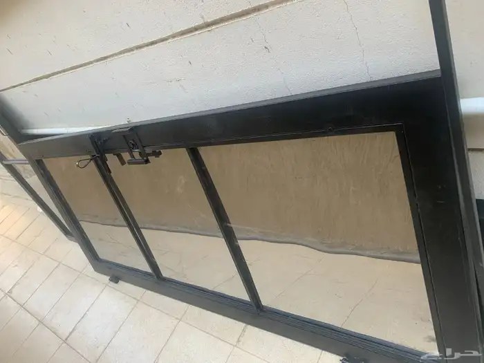 للبيع مظلله وباب ليزر الحرزات 1