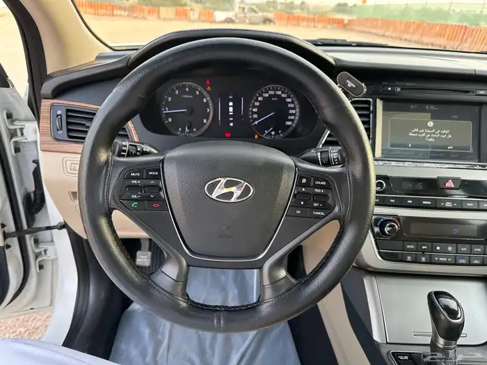 هونداي سوناتا بانوراما 2016 بنزين 5