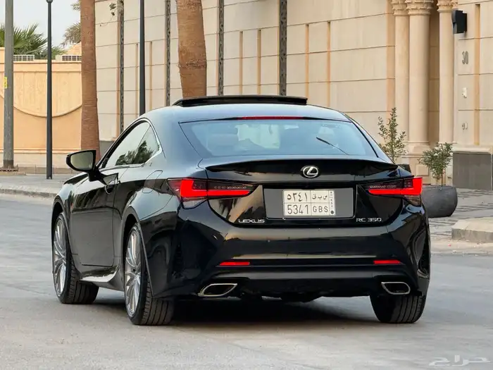 لكزس RC 350 موديل 2023 فل كامل ممشى 16 الف تشيكات وكاله 14