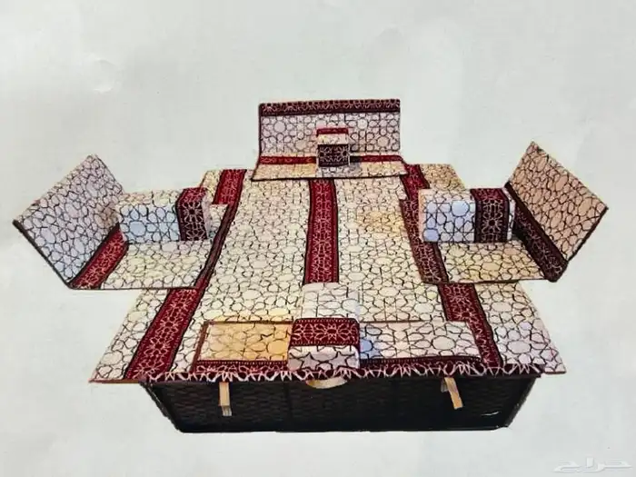 جلسة بر وكشتات 4 كراسي و4 مراكي وسجادة 0