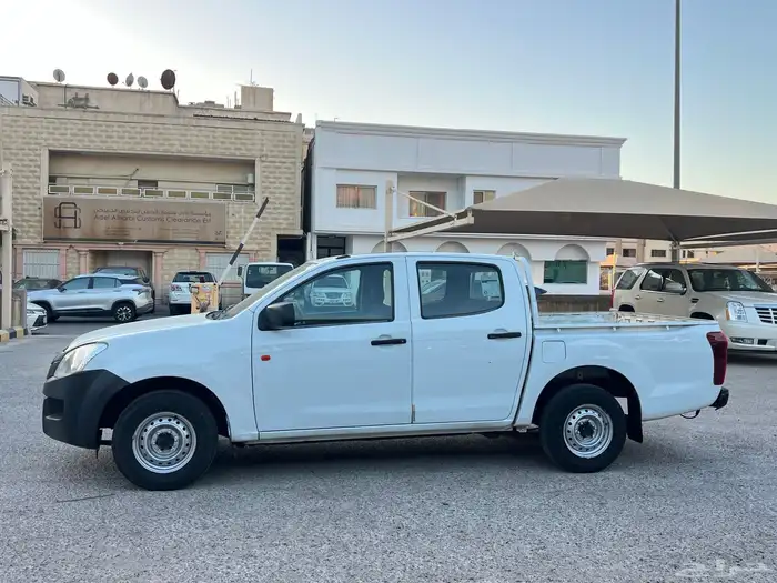 ايسوزو ديماكس موديل 2015 قمة النظافه 5