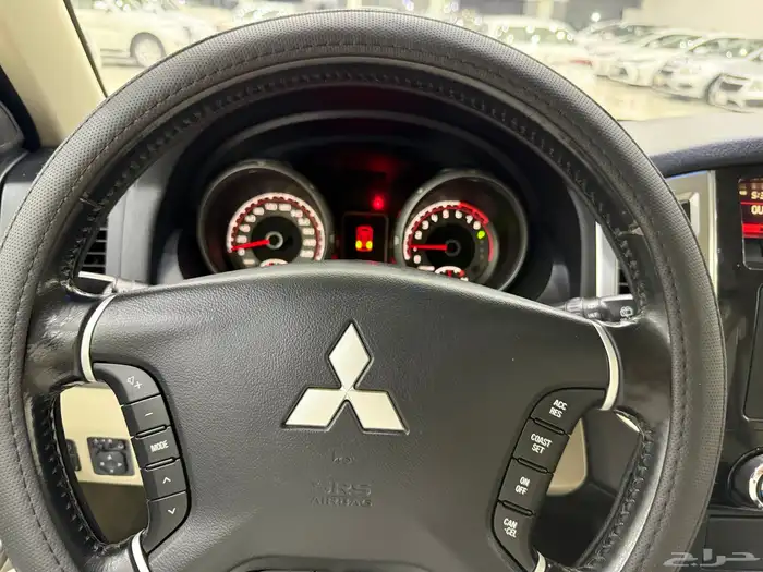 ميتسوبيشي باجيرو 2017 مكينه 3500 23