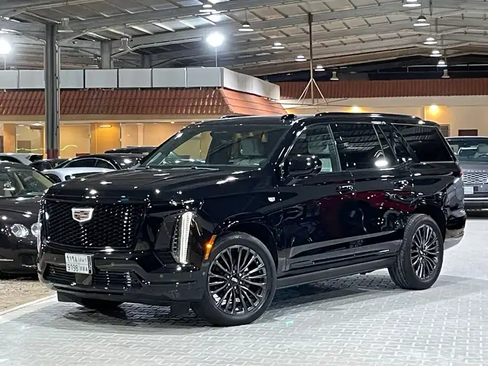 كاديلاك اسكاليد 2025 بلاتينيوم عداد (6 الاف) قمه بالنظافه 4