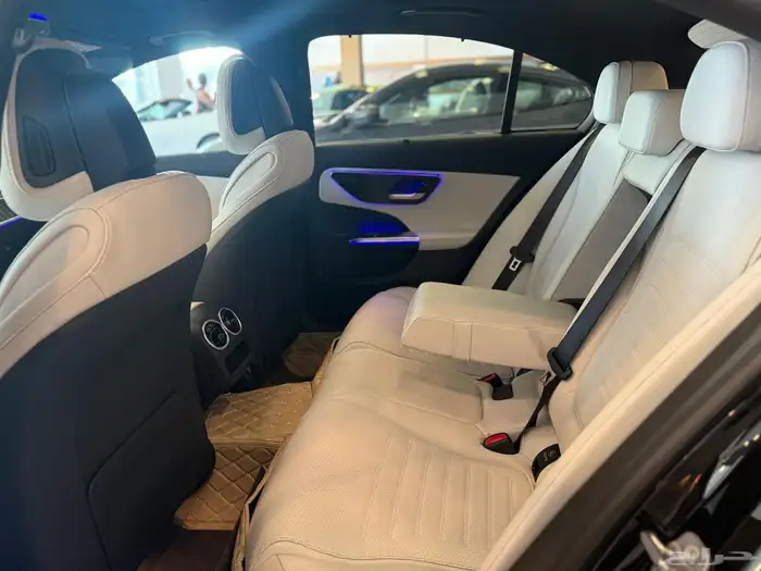 مرسيدس C200 2025 8