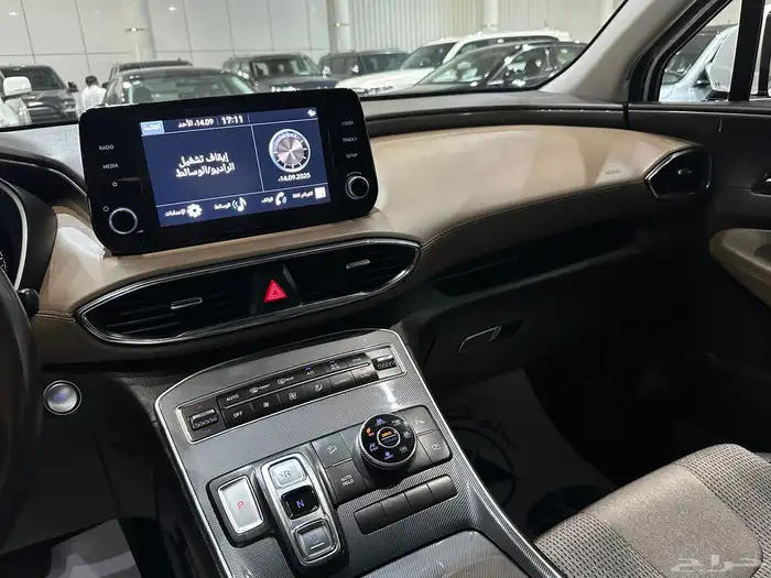 هونداي سنتافي موديل 2023 نص فل 7