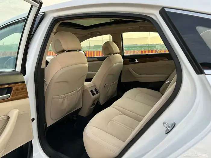 هونداي سوناتا بانوراما 2016 بنزين 9