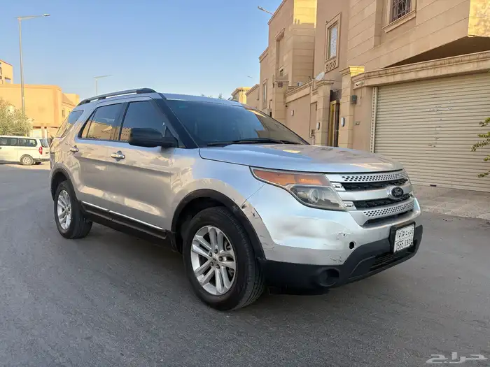 للبيع اكسبلور 2015 نظيف 5