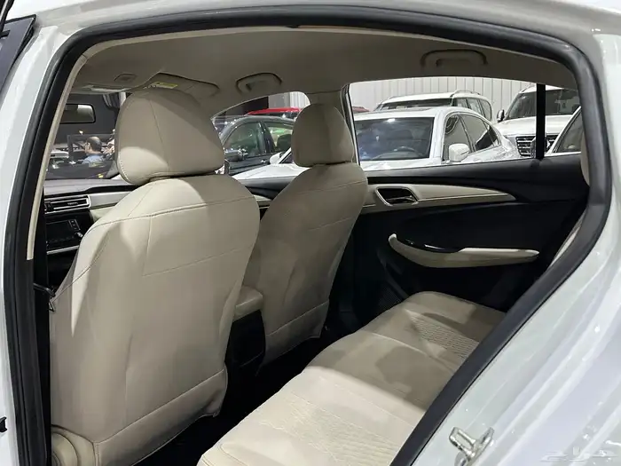 ام جي5 MG5 استاندر 2022 8